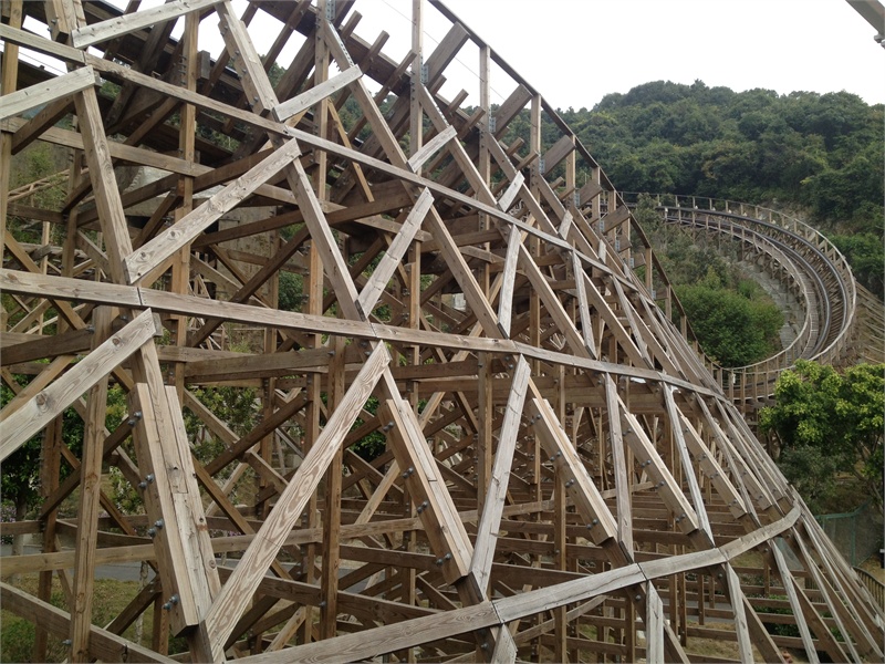 ↑2013-03-13 厂商:Apple� 型号:iPhone 4S� 光圈:F/2.4 曝光:1/642s ISO:50 焦距:4.28mm