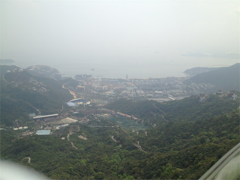 ↑2013-03-13 厂商:Apple� 型号:iPhone 4S� 光圈:F/2.4 曝光:1/2304s ISO:50 焦距:4.28mm